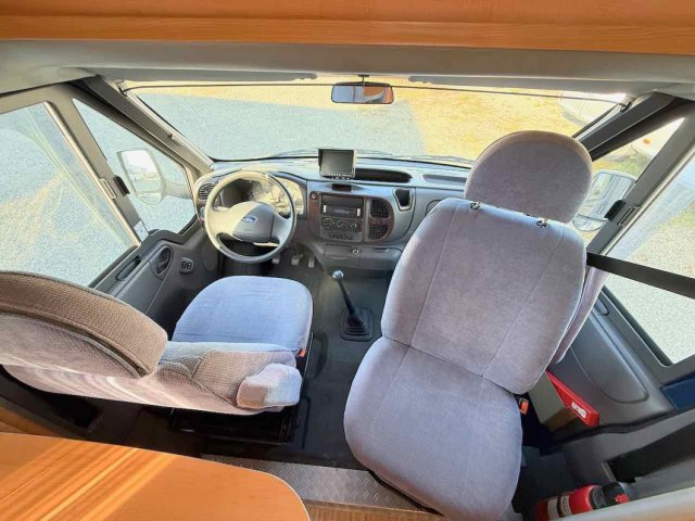 Hymer Van 522 - Photo 13