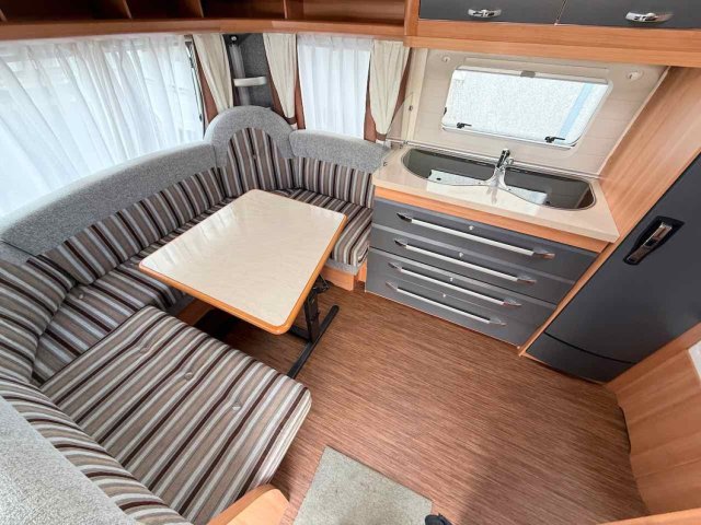 Hobby De Luxe 460 UFE - Photo 7