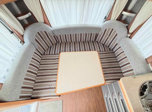 Hobby De Luxe 460 UFE - Photo 23