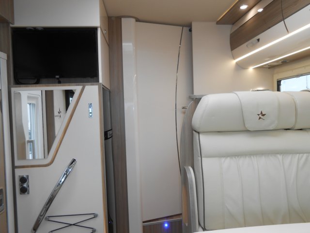 Autostar Passion I 690 LC Lift i690 - Photo 31