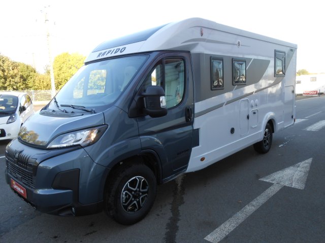 Burstner Camping-Car t690 td B66 - Photo 3