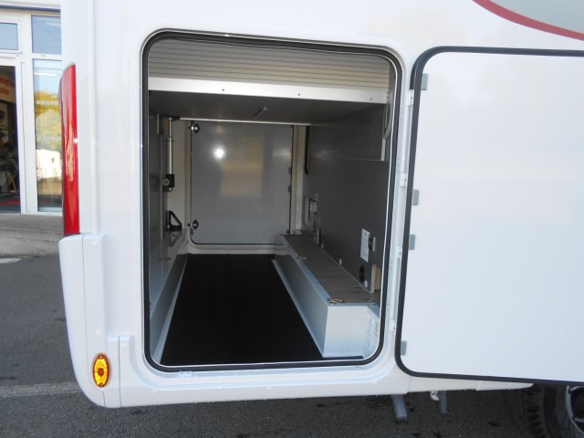 Burstner Camping-Car t690 td B66 - Photo 4