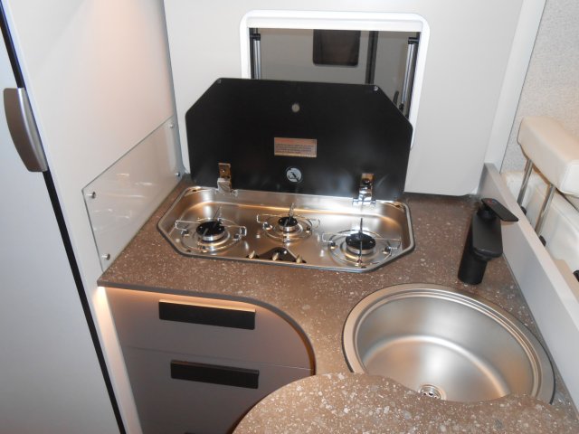Burstner Camping-Car t690 td B66 - Photo 12