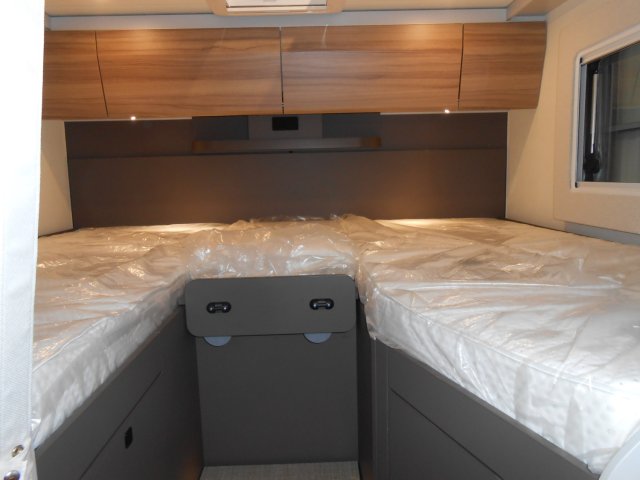 Burstner Camping-Car t690 td B66 - Photo 21