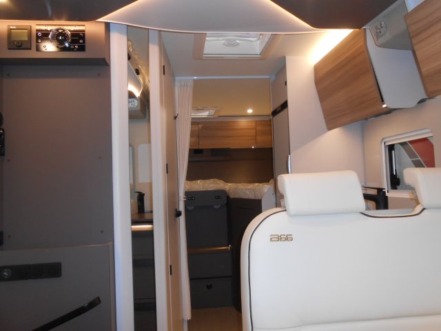 Burstner Camping-Car t690 td B66 - Photo 26