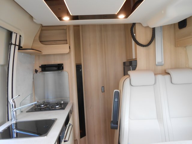 Campereve Camper Van XL campervan - Photo 26