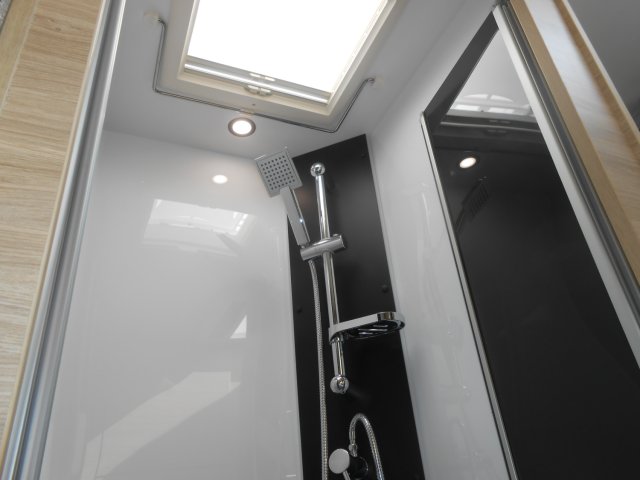 Challenger 317 Ultimate Edition - Photo 17