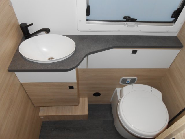 Challenger 380 Break Edition - Photo 18