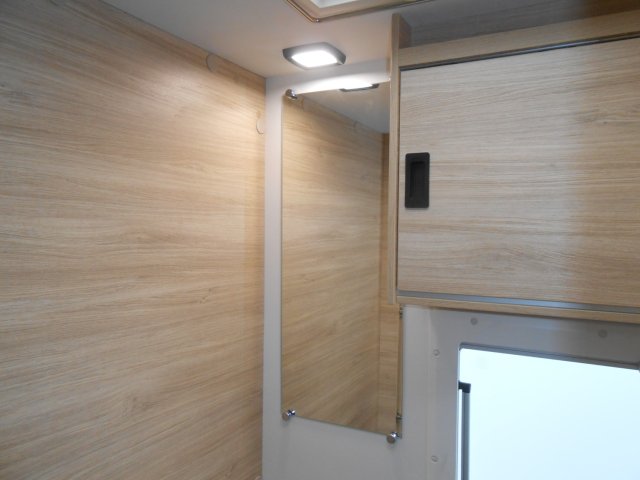Challenger 380 Break Edition - Photo 20