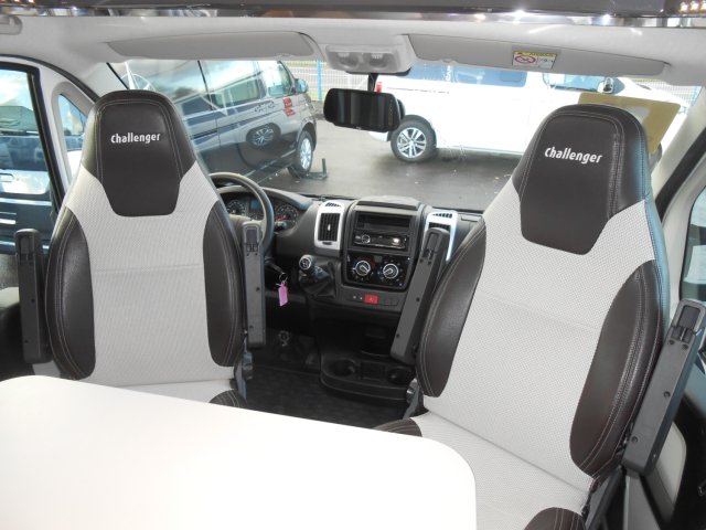 Challenger Genesis 398 XLB Special Edition - Photo 9