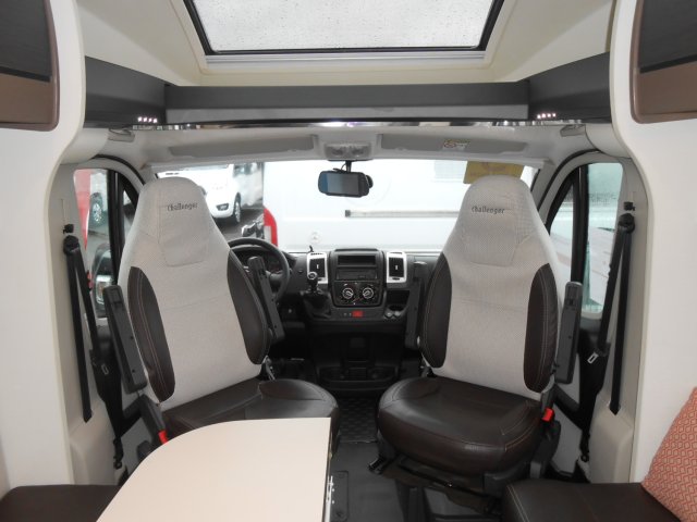 Challenger Mageo 348 - Photo 13