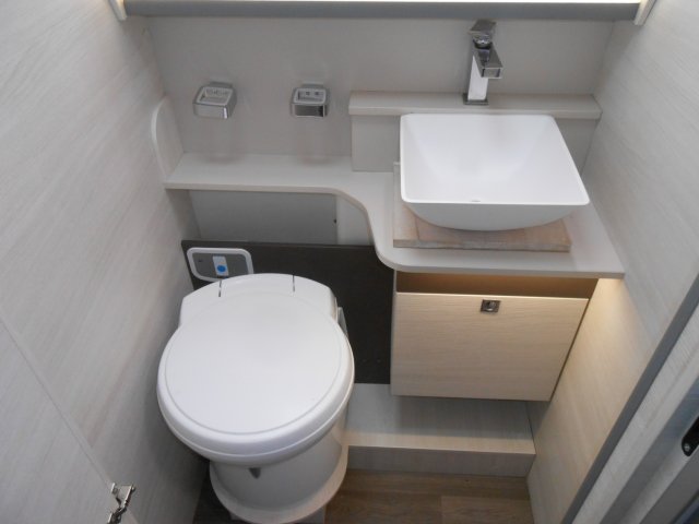 Challenger Mageo 348 - Photo 18