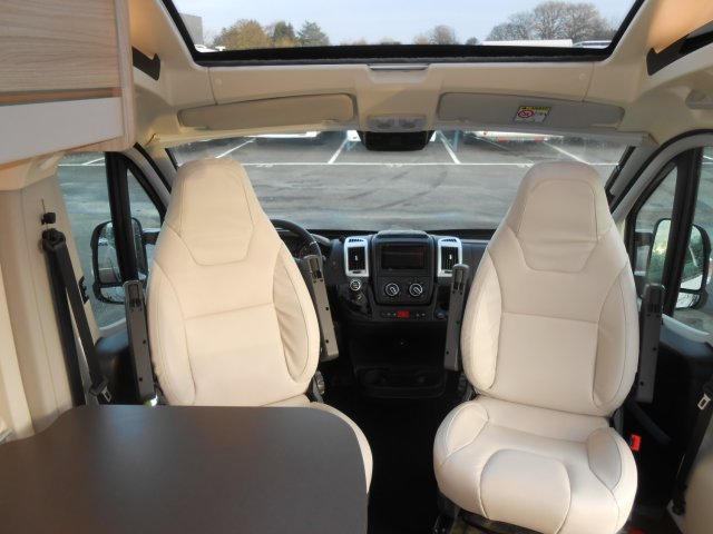 Dreamer D55 Up White Addict - Photo 13