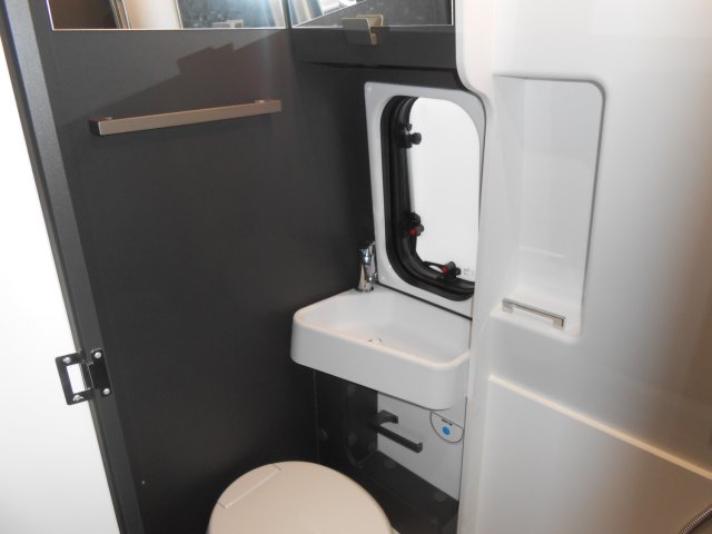 Mc Louis Menfys Van 3 Plus MATIC - Photo 18