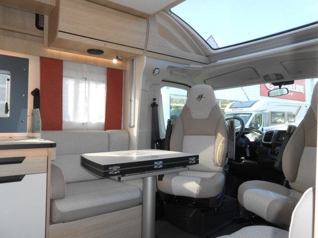 Rapido 686 F - Photo 8