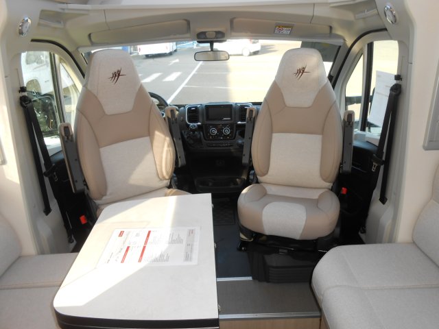 Rapido 686 F - Photo 9