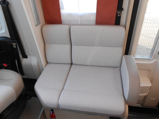Rapido 686 F - Photo 10