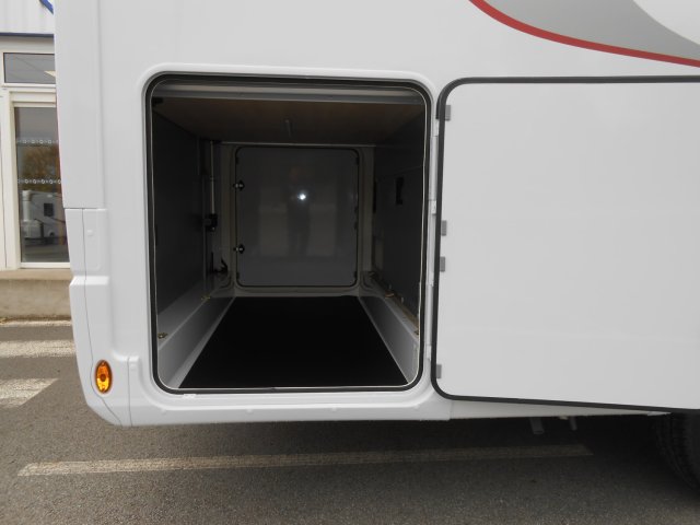 Rapido 696 F 65 Ans - Photo 5