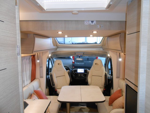 Rapido 696 F 65 Ans - Photo 7