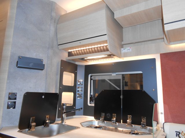 Rapido 696 F 65 Ans - Photo 10