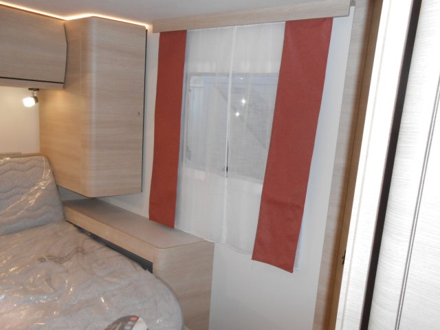 Rapido 696 F 65 Ans - Photo 14