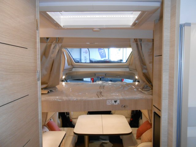 Rapido 696 F 65 Ans - Photo 20