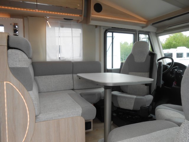 Rapido 880 F 880f - Photo 8
