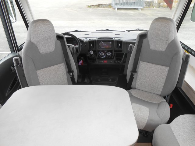 Rapido 880 F 880f - Photo 9