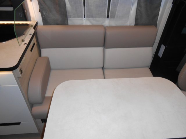 Rapido 896 F - Photo 7