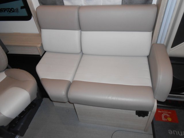 Rapido 896 F - Photo 9