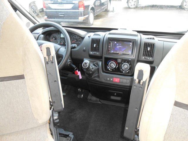 Rapido Van V55 - Photo 8