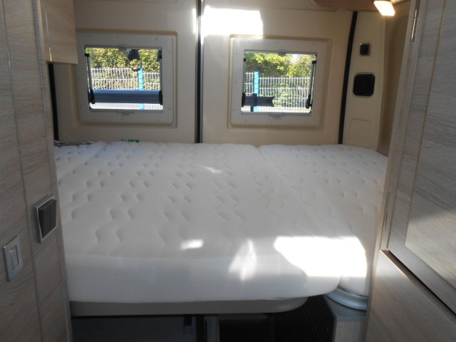 Rapido Van V55 - Photo 23