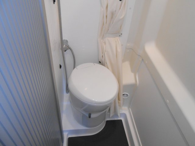 Rapido Van V62 65 ANS - Photo 22