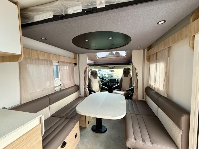 Challenger 260 Ultimate Edition - Photo 2