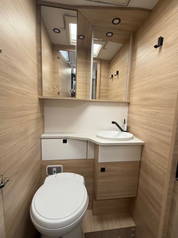 Challenger 317 Ultimate Edition - Photo 8