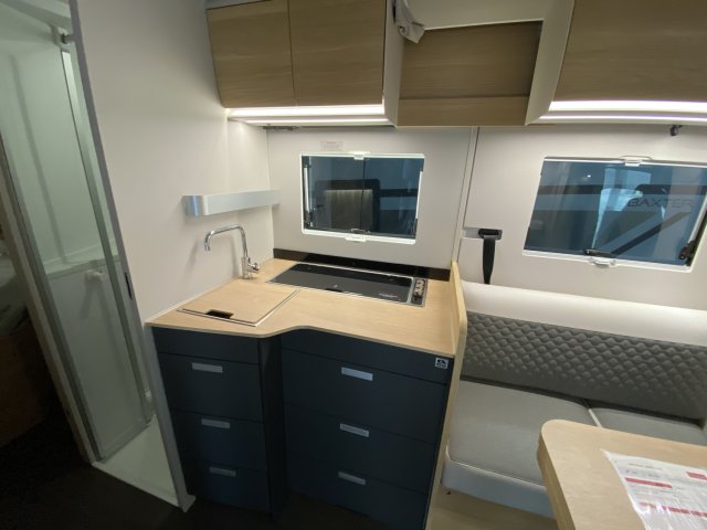 Adria Matrix 650 DC Limited Edition 60 Years ANS - Photo 3