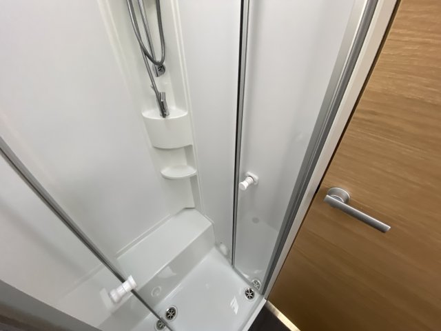 Adria Matrix 650 DL 60Y 60 ANS - Photo 9