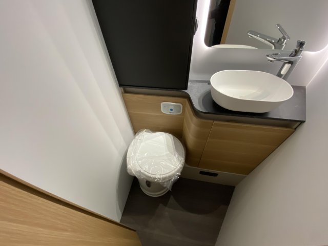 Adria Matrix Axess 650 DC - Photo 4