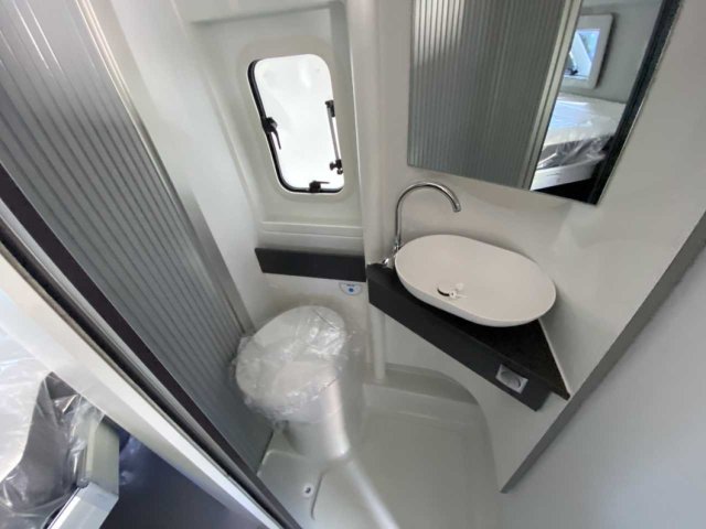 Adria Twin Supreme 640 SGX - Photo 4