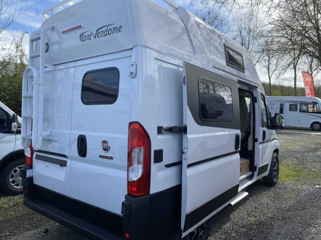 Font Vendome Bel Horizon - Photo 2