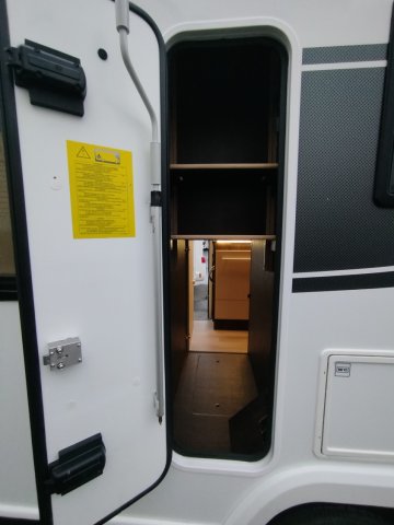 Benimar Tessoro 481 - Photo 11