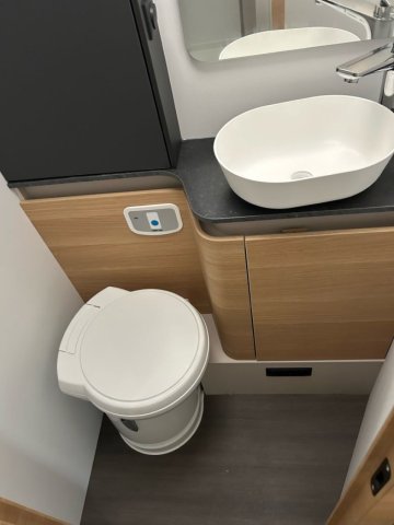 Adria Matrix 650 DC Limited Edition 60 Years ANS - Photo 7