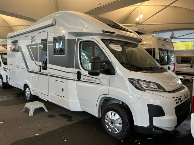 Adria Matrix Plus 670 DC - Photo 1