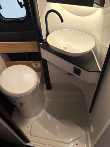 Adria Twin 600 SPB Family - Photo 8