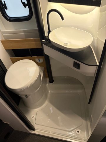 Adria Twin 600 SPB - Photo 9