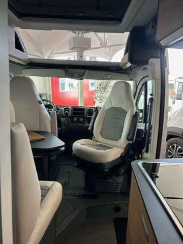 Adria Twin 640 SGX 60 ANS - Photo 8