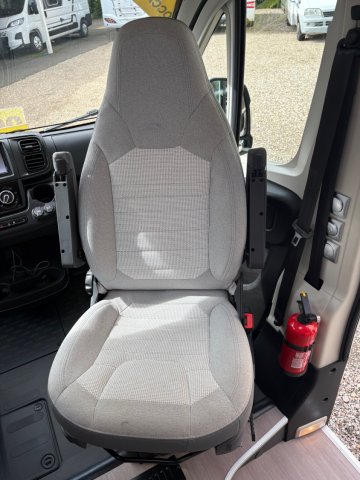 Adria Twin Plus 640 SGX - Photo 6
