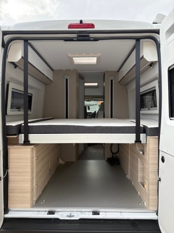 Adria Twin Plus 640 SGX - Photo 10