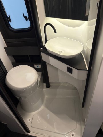 Adria Twin Supreme 600 SPB - Photo 8
