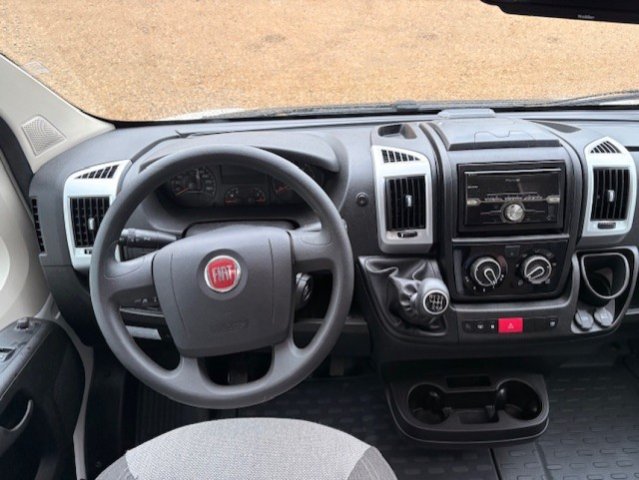 Challenger 358 Vip - Photo 3